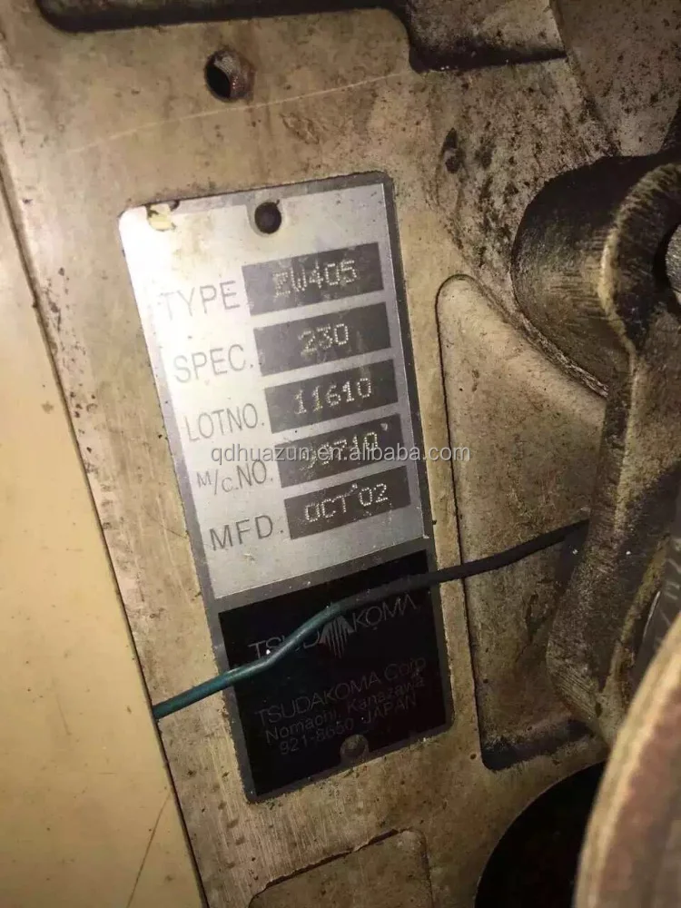 Japan Tsudakoma 405 second hand weaving machinery with Staubli dobby shedding 2 pumps 3 nozzle water jet looms