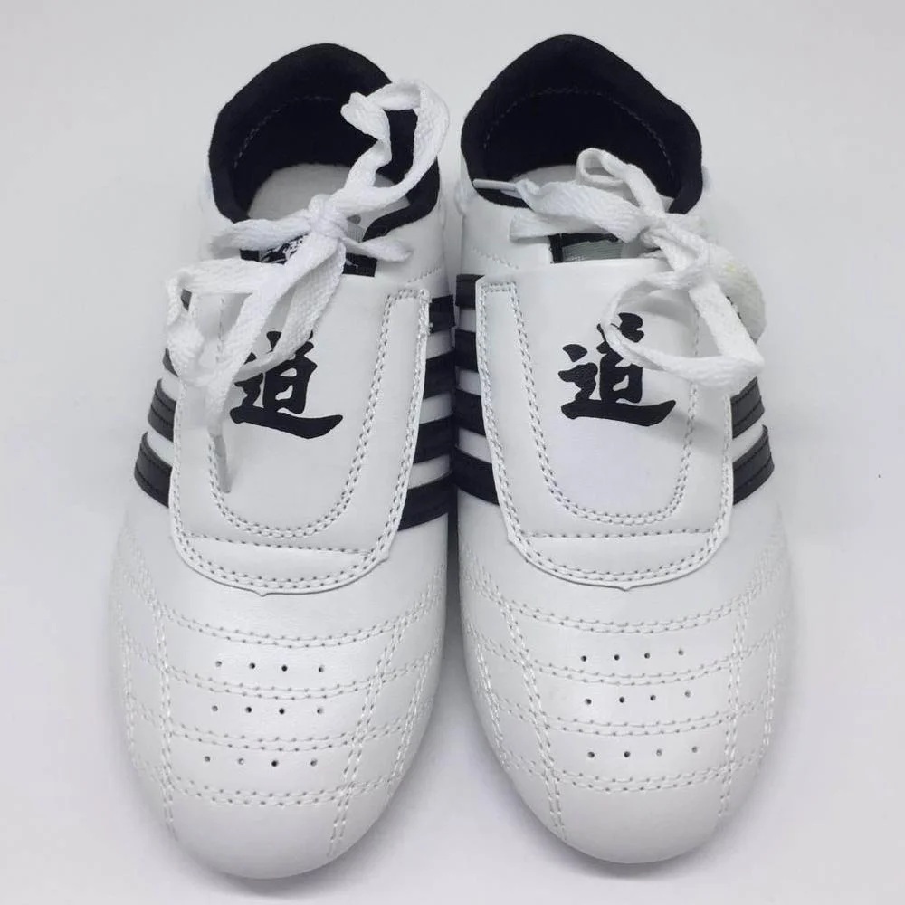 Wholesale PU martial arts taekwondo shoes for training
