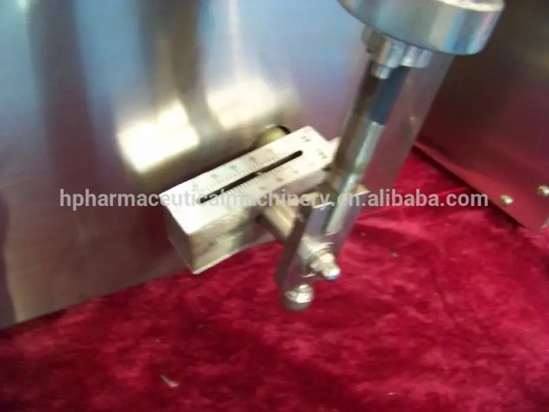 Semi-Automatic mini pump liquid filling machine YDF CE Approved