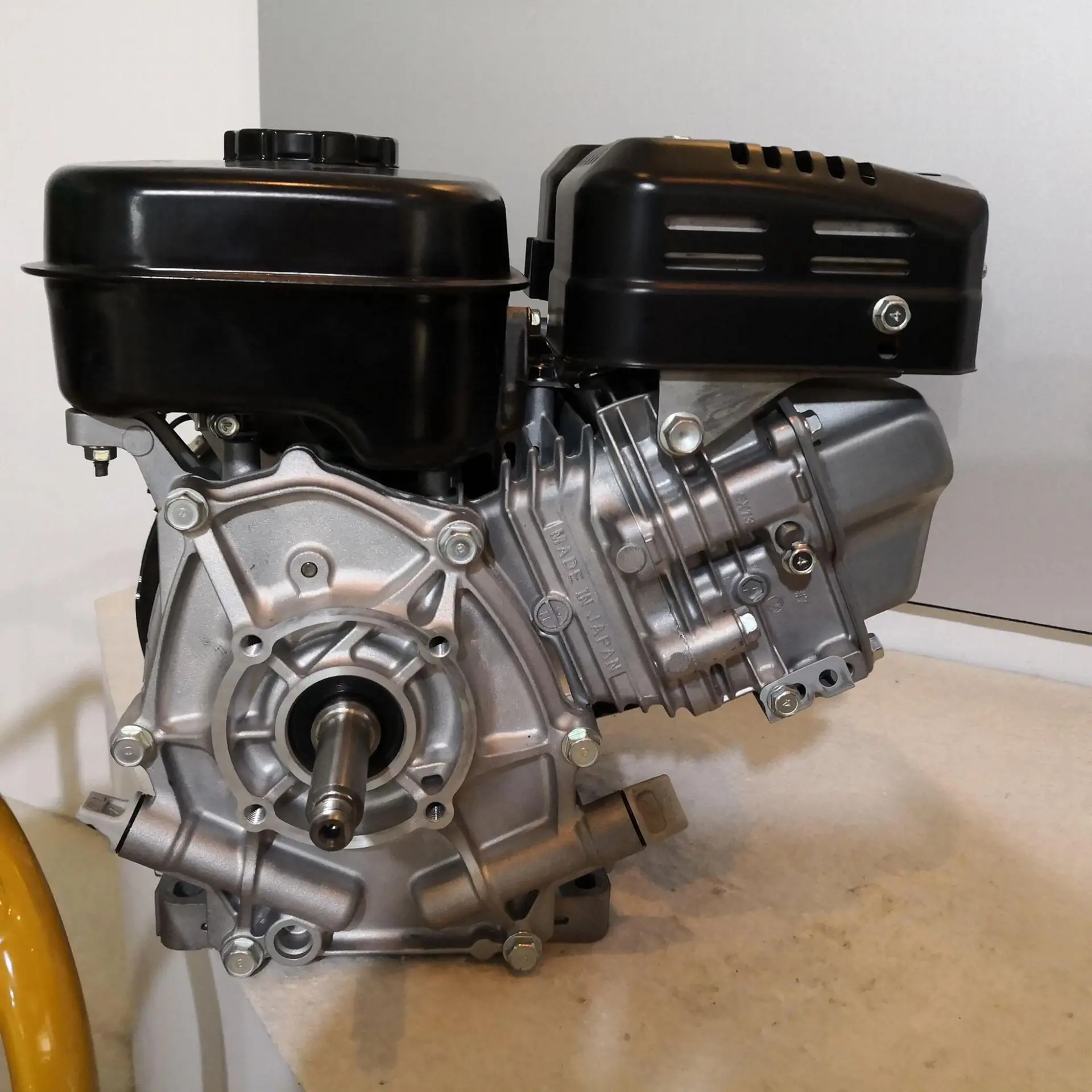 
EX17 Air-cooled 4 stroke single cylinder OHC horizontal PTO shaft 6hp gasoline engine 