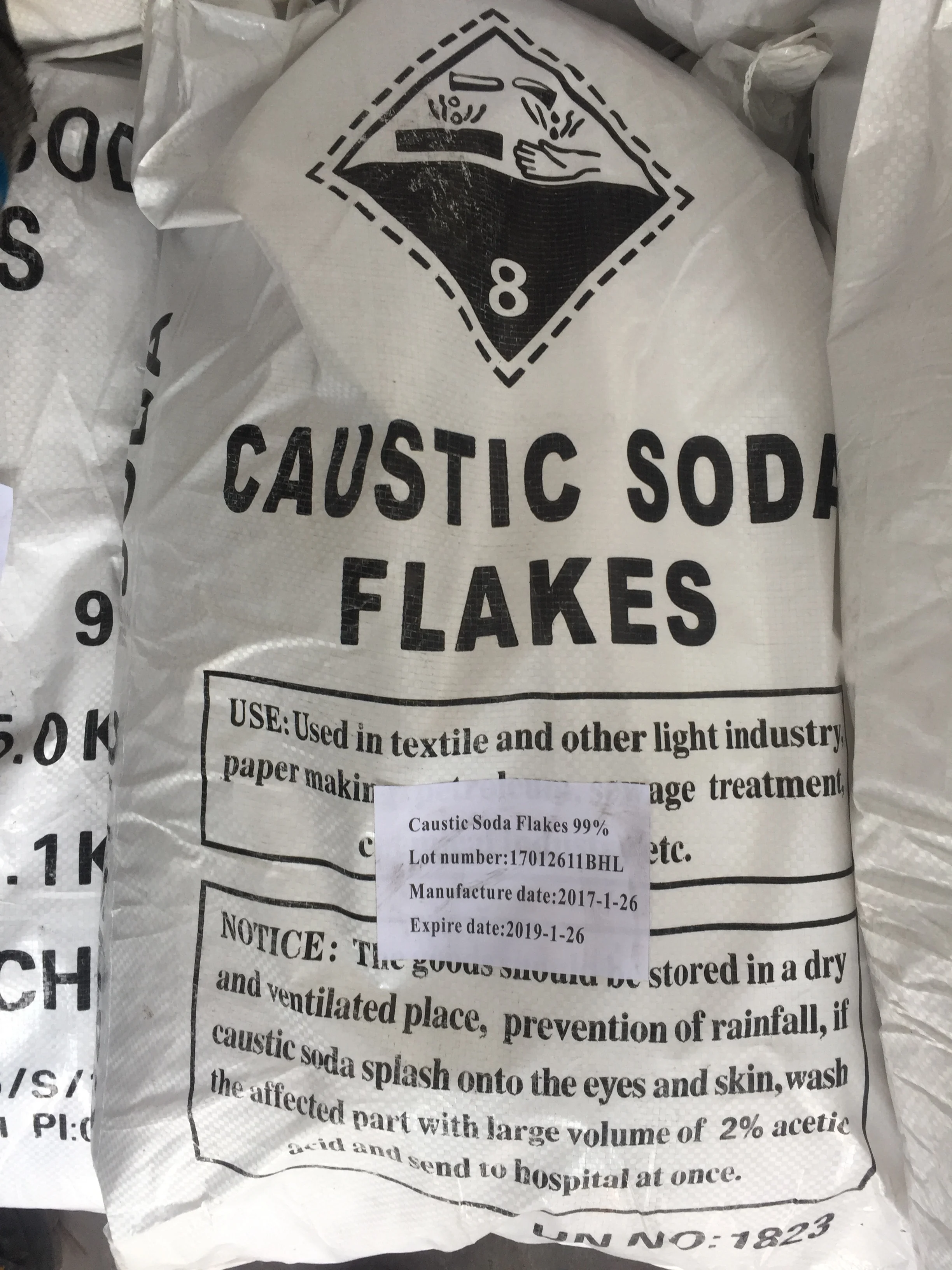 
CAS No.: 1310-73-2 IBC tank NaOH liquid sodium hydroxide solution 50% for soap 