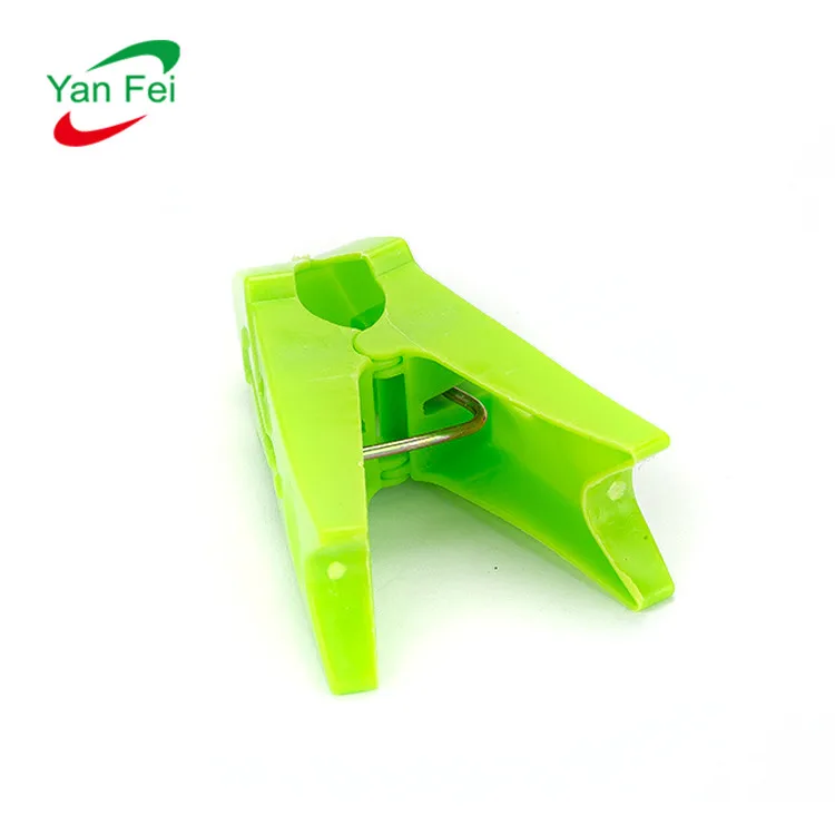 Wholesale High Quality Hot Selling Custom Colorful Plastic Clothespin Fashion Clothes Pegs Beach Chair Towel Clip For Laundry