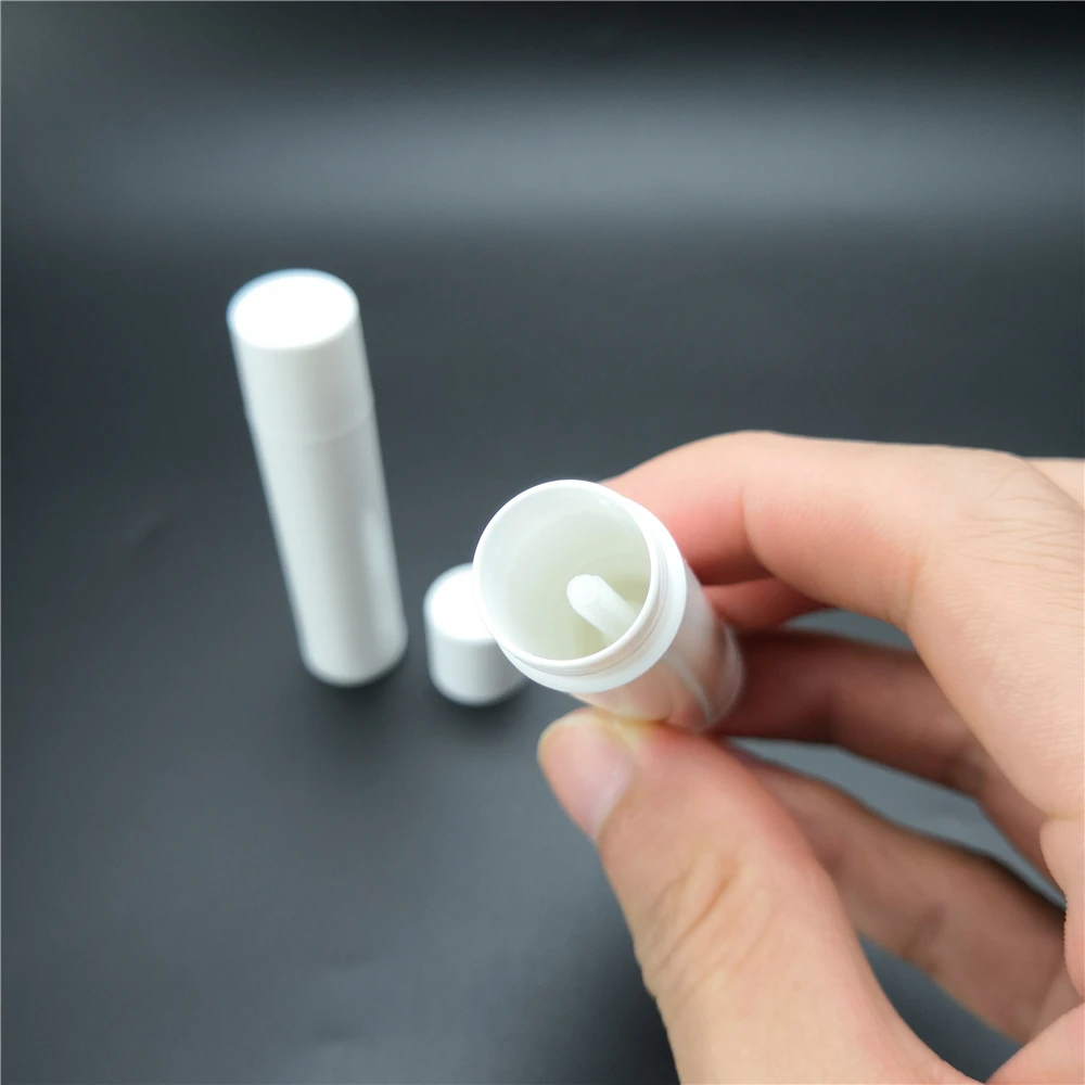 Wholesale Plastic Chapstick 5g White Empty Lip Balm Containers