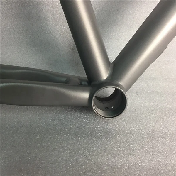 142*12 мм, сквозная ось, титановая рама дорожного велосипеда с плоским дисковым тормозом