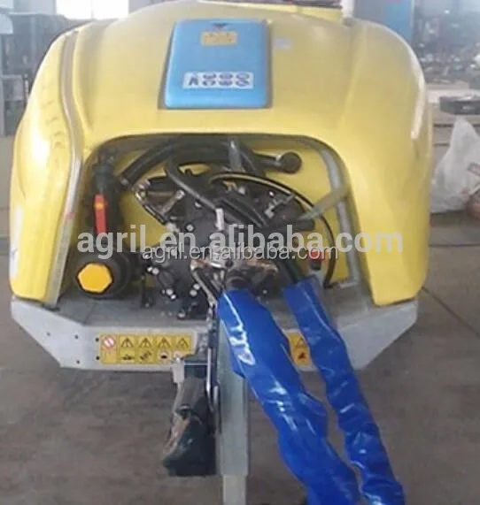 high efficient orchard fruit garden vineyard trailer 1500L boom tank air blast sprayer with Italy diaphragm pump