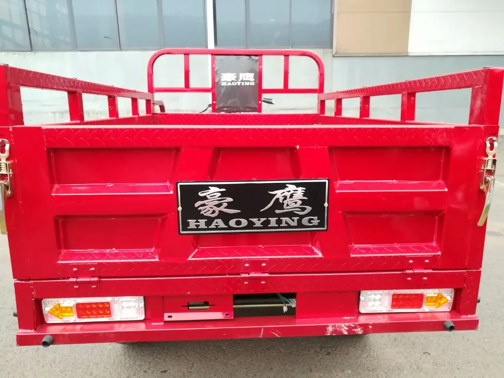 Chongqing Hot Pot Red Double hydraulic tipper cargo tricycle motorcycle dumping Handle easily