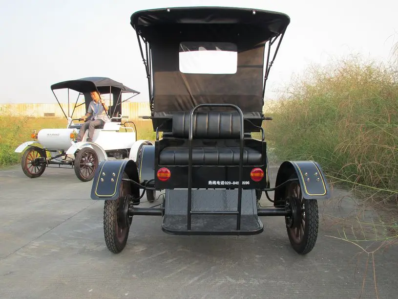 Classic style electric sightseeing bus is popular electric shuttle bus