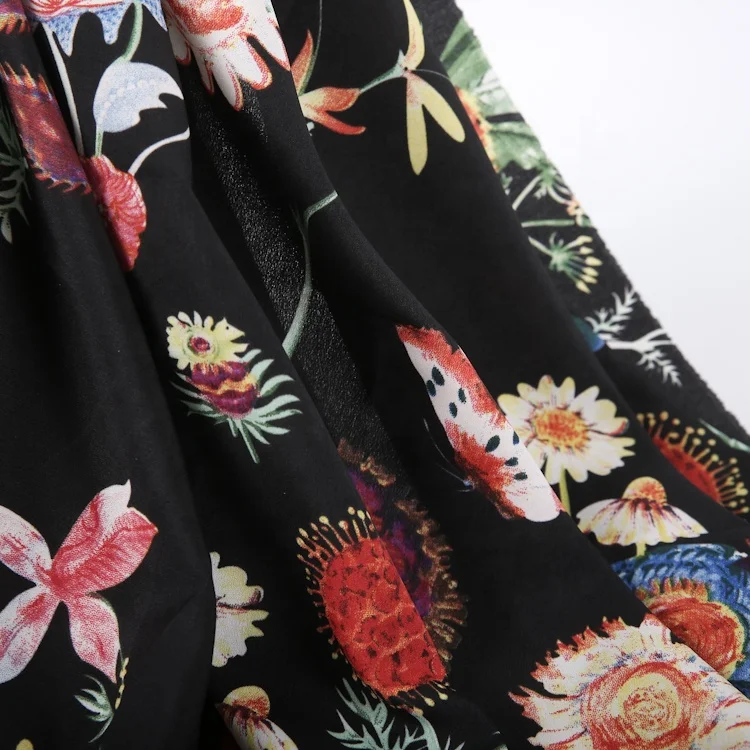 Korean design shinny polyester women custom printed moss chiffon floral printed crepe fabric ready goods wholesale