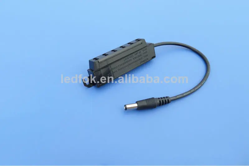 мини усилителя во главе кабинета света, vde сертифицирована кабели 6 порт распределительная коробка с dc разъем 2.1*5.5mm штекер