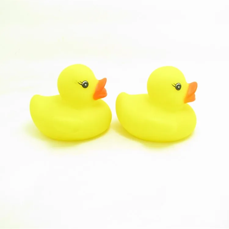 Natural Latex Bath Duck Funny Floating PVC Rubber Yellow Duck Toys Wholesale Squeeze Bath Toy for kids