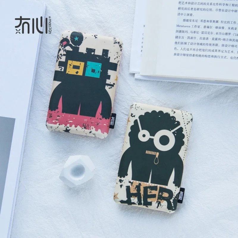 
Maoxin hot sell promotion gift colorful super slim low moq mobile power bank 8000mah 