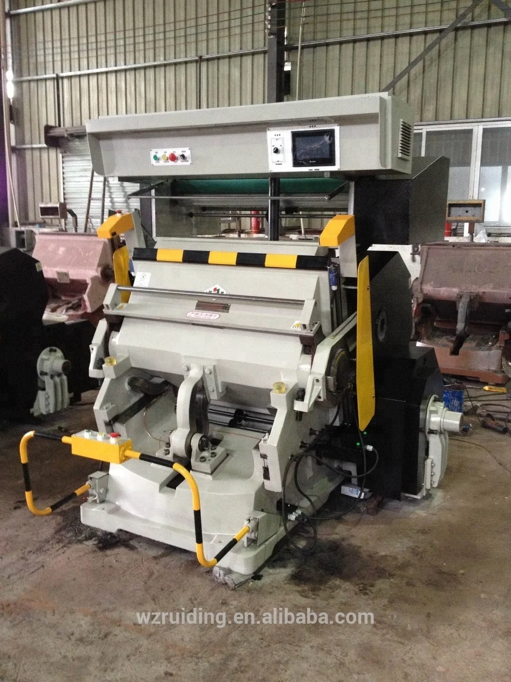 Машина для штамповки и фольги 930x660