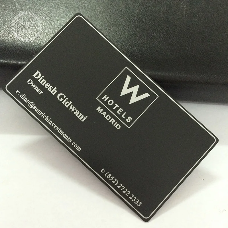 
Custom low price high quality frosted metal card, engraved fashionable logo on black business card 
