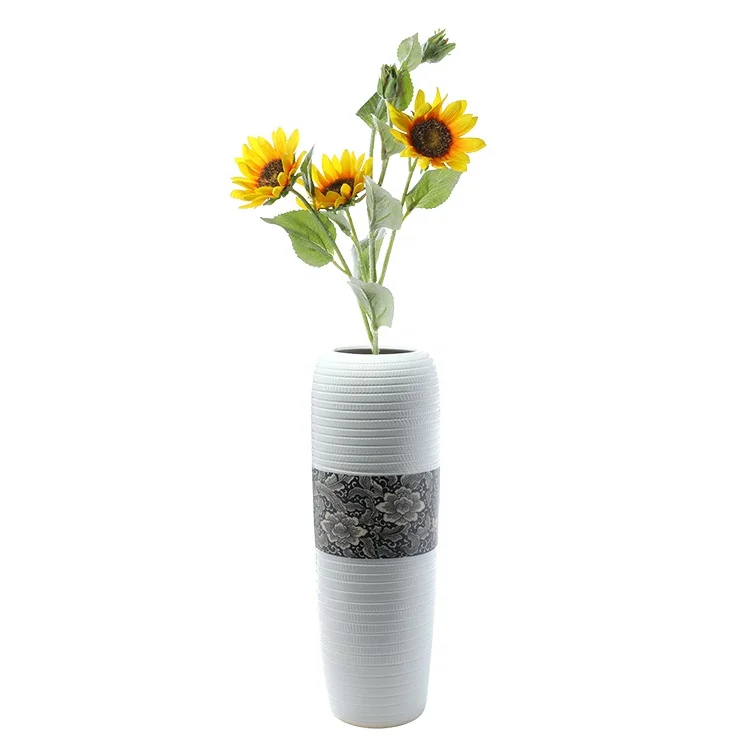 Custom size wholesale Chinese antique hand painted flower porcelain decoration ceramic vase for home decor