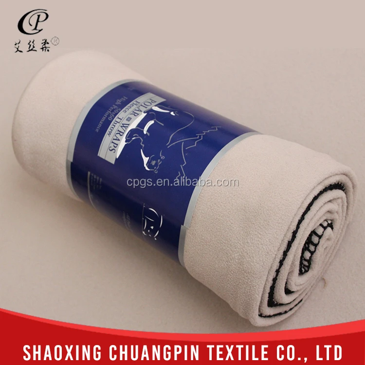 Chinese manufacturer custom cheap polyester blanket with embroidery LOGO polar fleece blanket Travel blanket