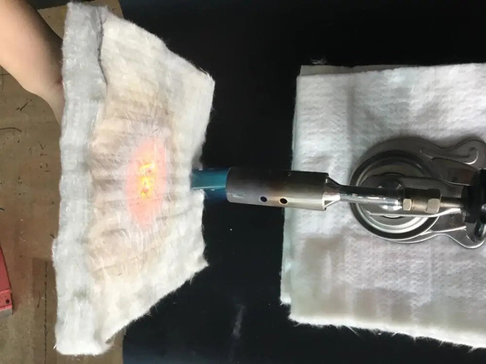 
heat insulation fireproofing fiberglass needle punched felt thermal protecting fiber blanket fire mat heat insulation fireproofing heat insulation thermal ceramic fiber blanket fiberglass needle punched felt