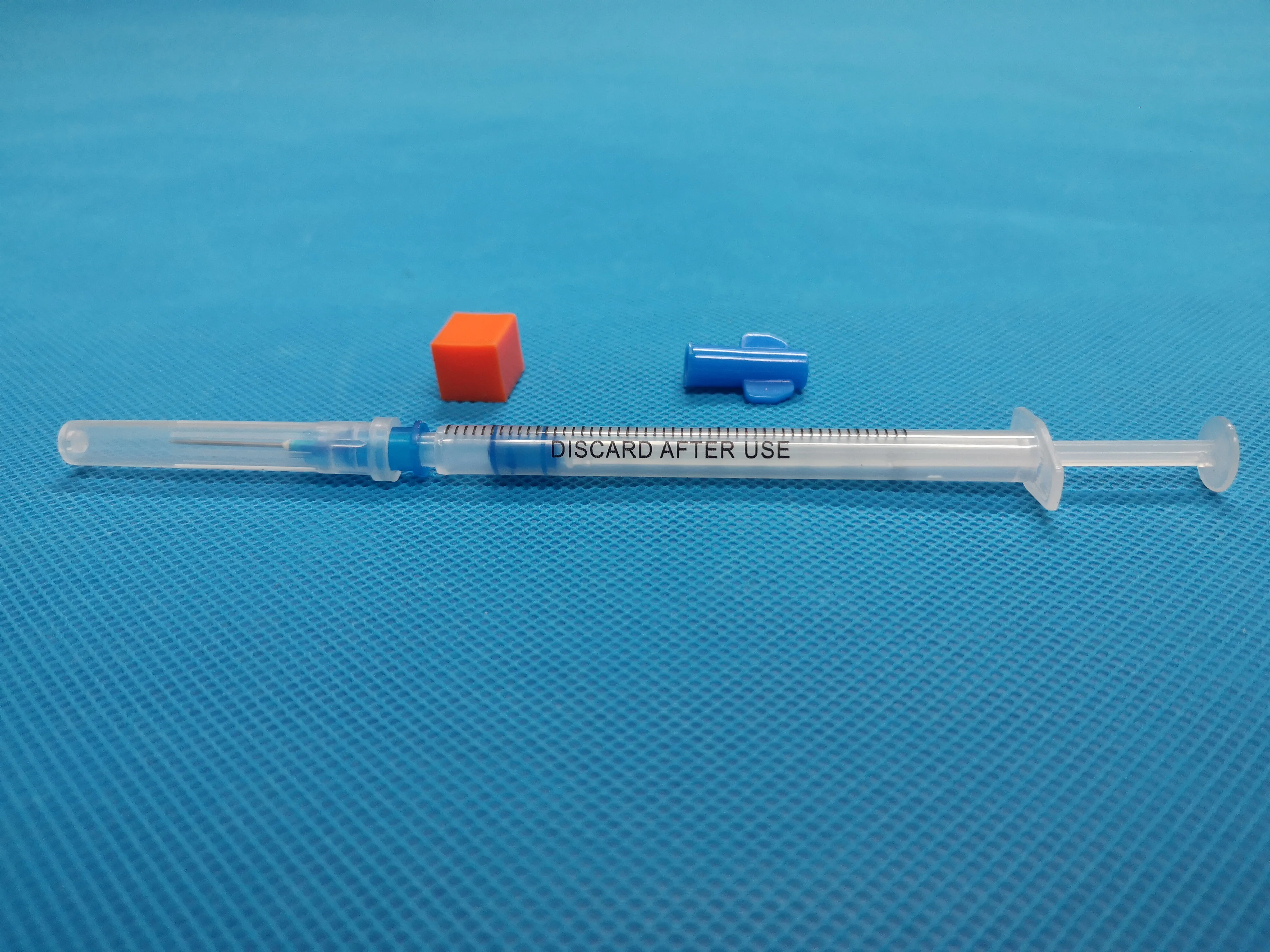Arterial blood gas collection syringe