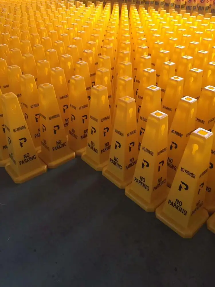 
H68cm PP plastic caution sign caution board warning board wet floor cone 