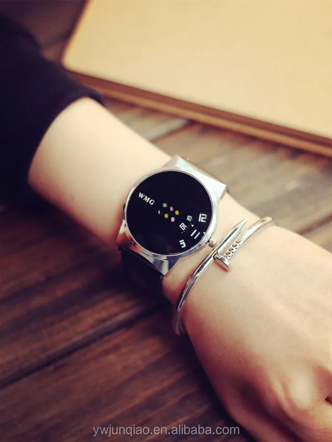 
Fashion Watches New 2016 Styles Women and Men Leather Couple Watch Lovers 