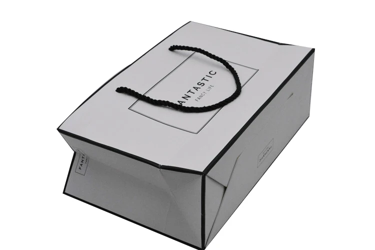 High Quality Custom logo Fashion Shopping Paper Jewelry Gift Packaging Bag Laminated Art White With