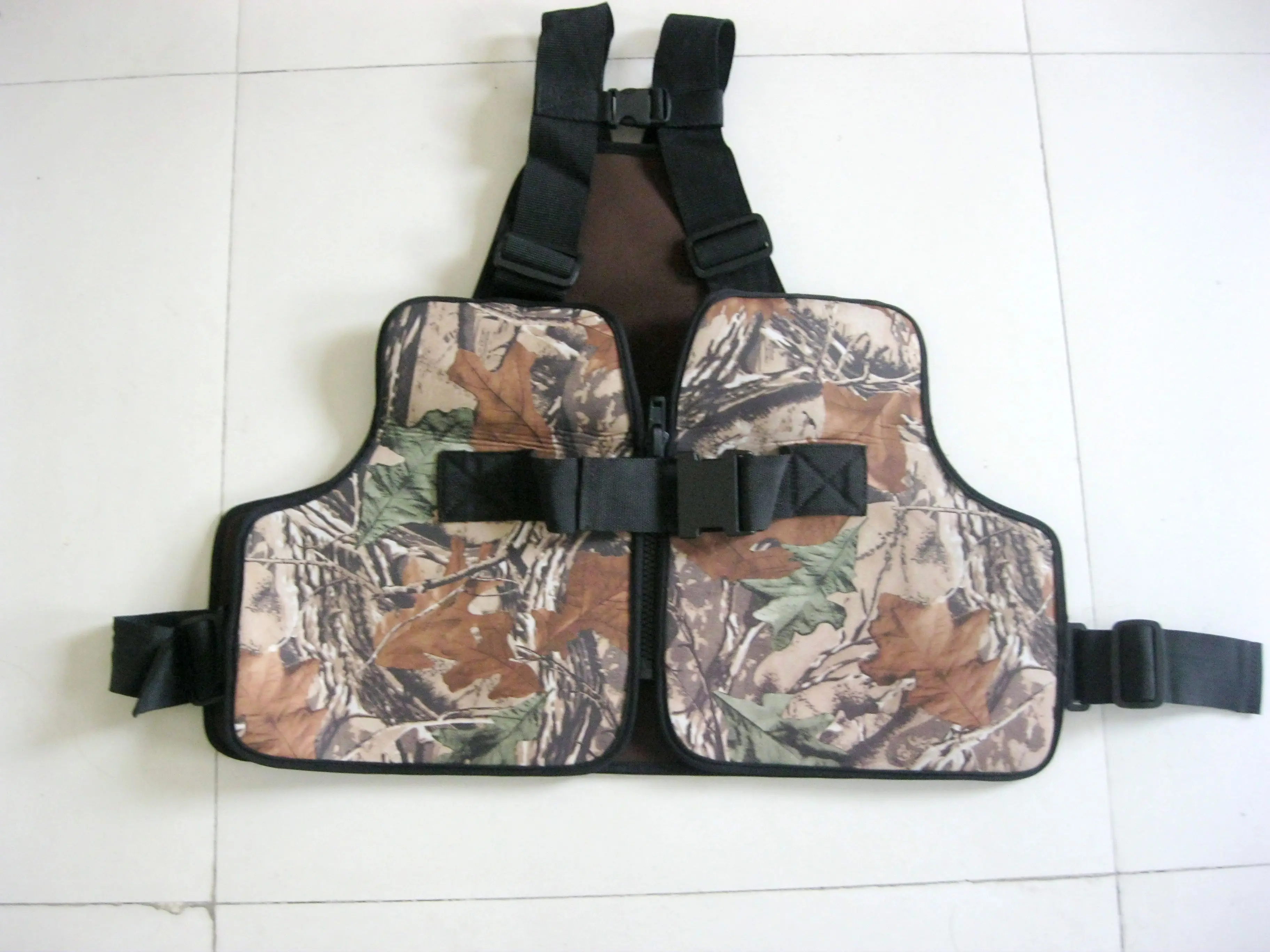  Камуфляжный неопреновый спасательный жилет