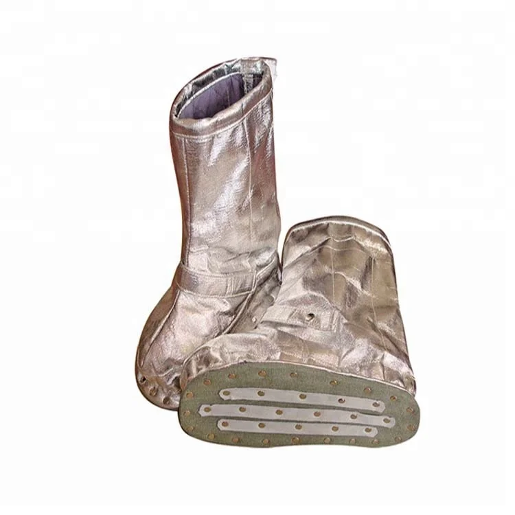 
Heat resistant aluminum foil safety work boots 