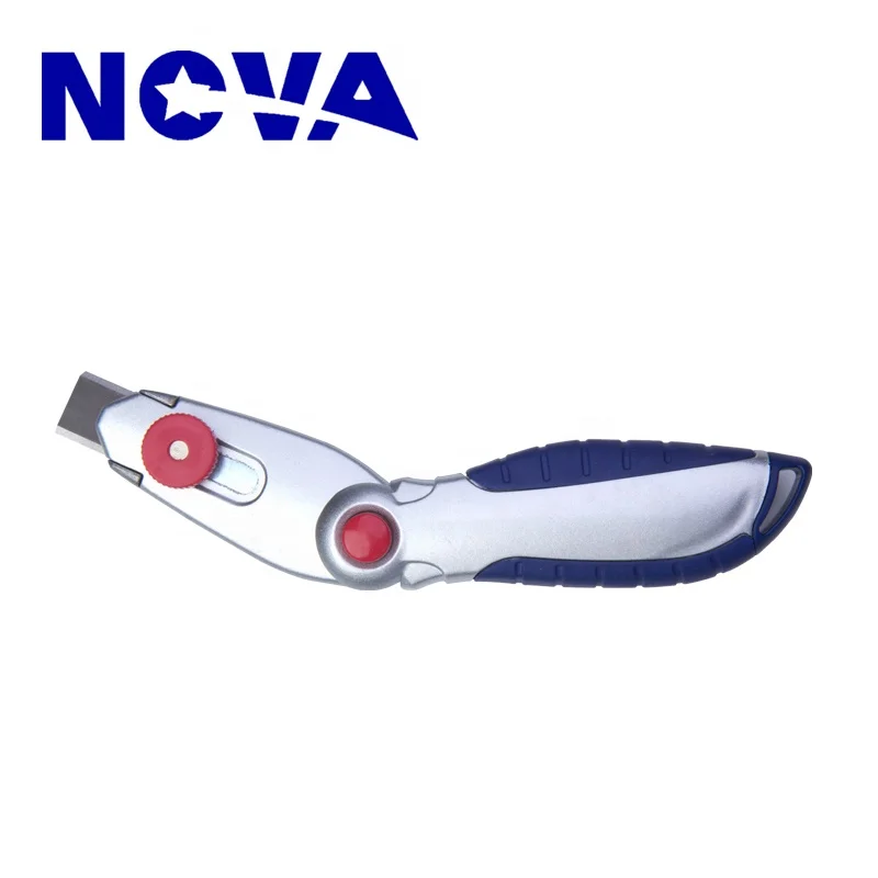 Blade storage compartment folding carpet cutting knife