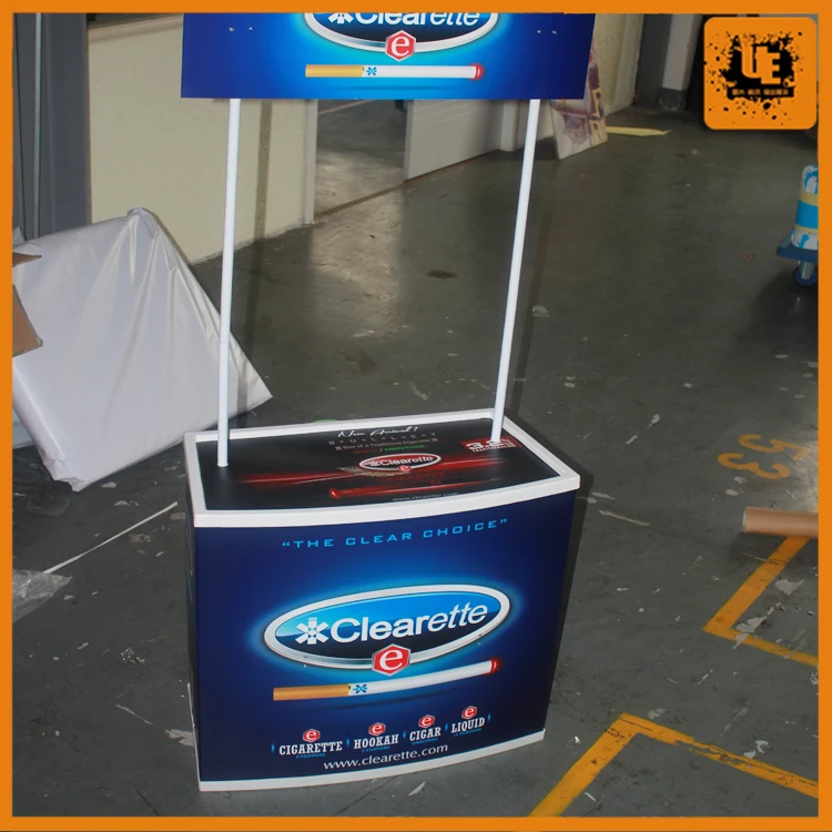 Рекламный складной рекламный стол из полипропилена портативный выставочный для розничной