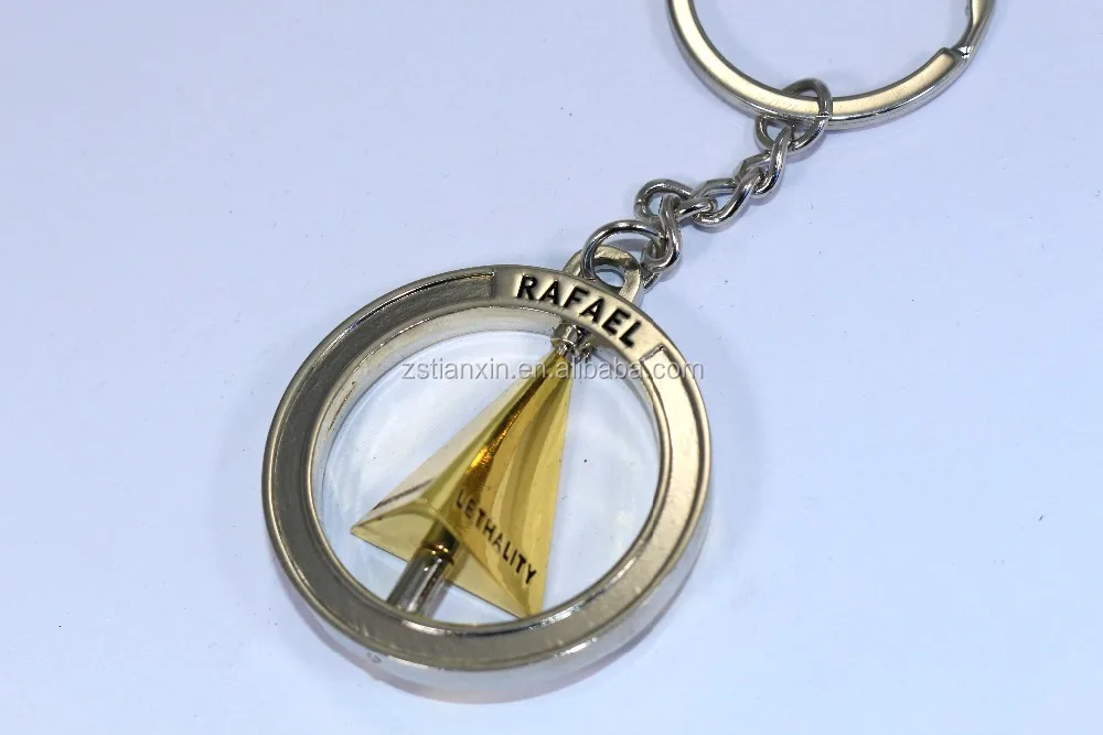 wholesale custom 3D golden pyramid key chains