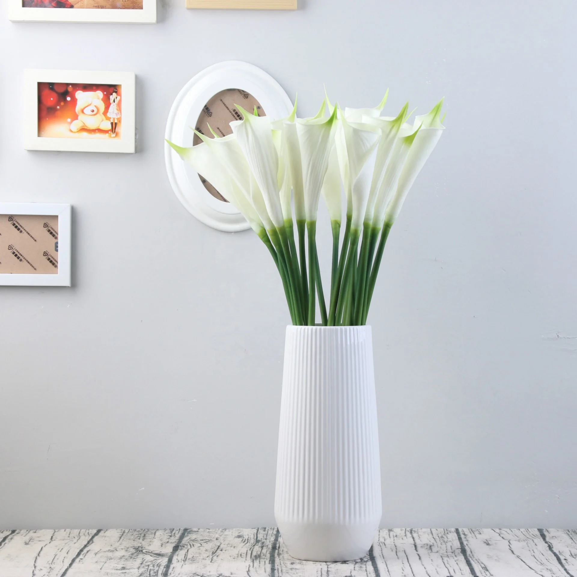Wholesale Fashion Real Touch PU Calla Lily Bulbs Artificial Flower for Wedding and Home Decoration