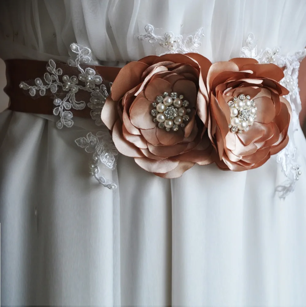 New Promotion Crystals Sash for Bride Artificial flowers Wedding Belt with lace for Weddings Real Images