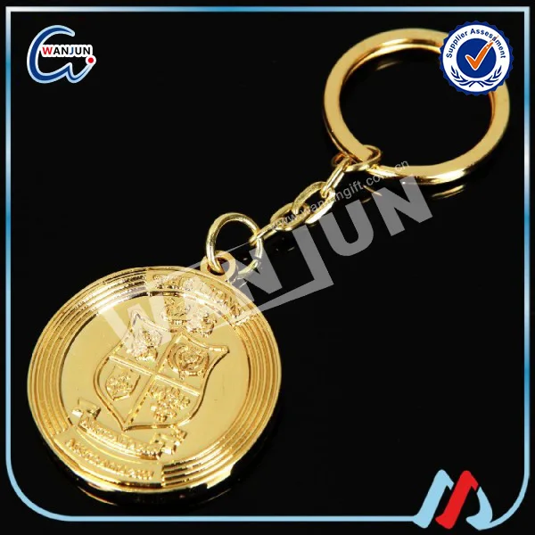 custom gilded lion head round shape gold keychain