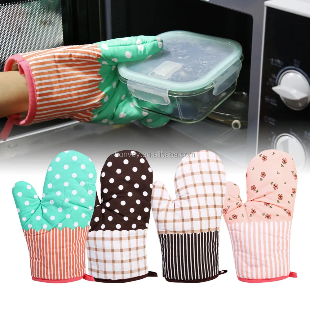 Oven Mitt Cotton Cute Kitchen Cooking Microwave Oven Mitts Non-slip Glove Thickening High Temperature Oven Glove