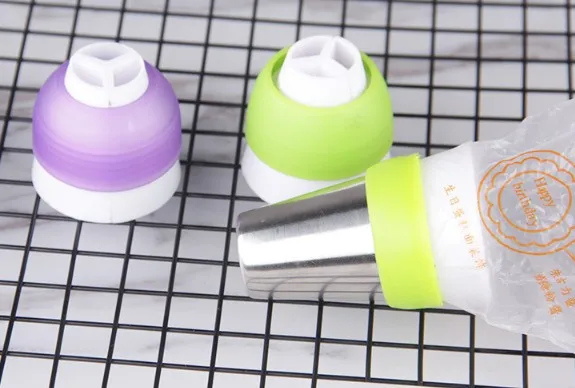 NEW Icing Piping Bag Nozzle Converter Cake Decorating Tools For Cupcake Fondant Cookie 3 Hole 3 Color