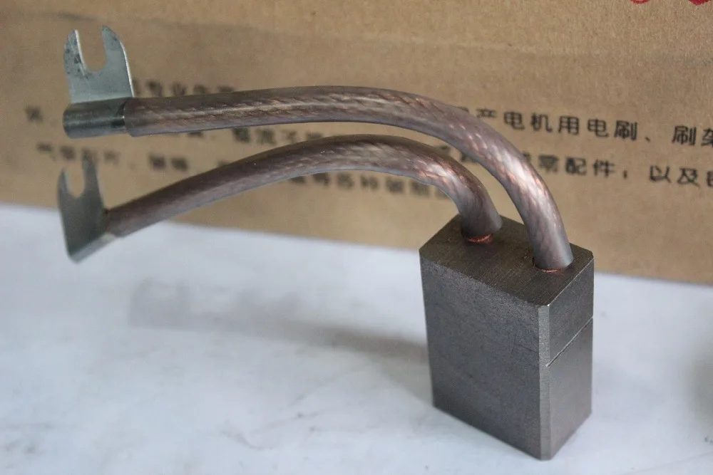 Carbon brush for wind power generator C80X