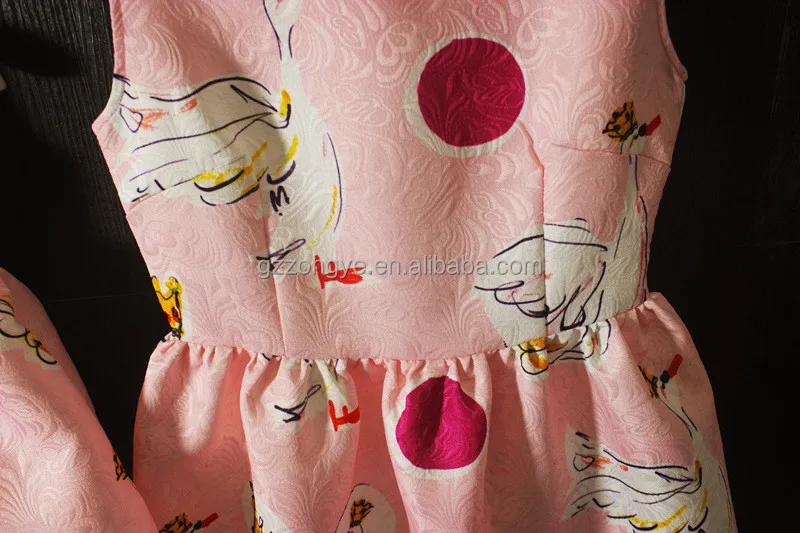 Guangzhou wholesale mom and daughter dresses matching new design, printed pink party dresses for party