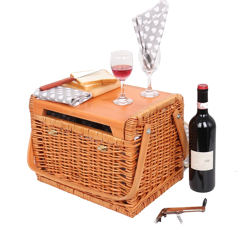 Discount Luxury Baskets Wicker Picnic Basket With Cutlery