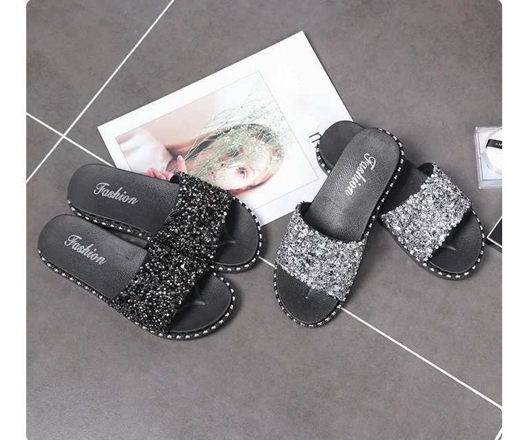 Fashionable and casual new style sequined sandals slippers women summer outdoor flats beach slippers and sandals