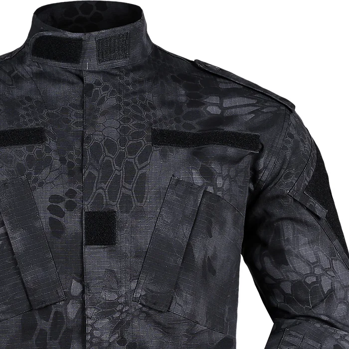 
2017 hottest military camouflage windproof hunting clothing 