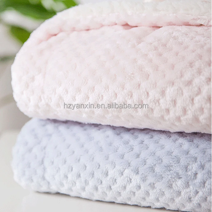 Eco-friendly super soft 100 polyester microfiber fleece baby blanket jacquard coral fleece sherpa blanket kids waffle blanket