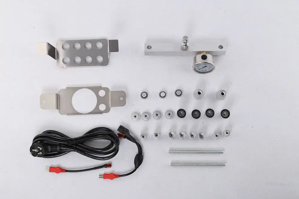 Fuel cleaning injectors with ultrasonic cleaning