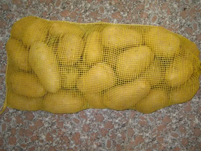 
Fresh holland Potato in mesh bag 