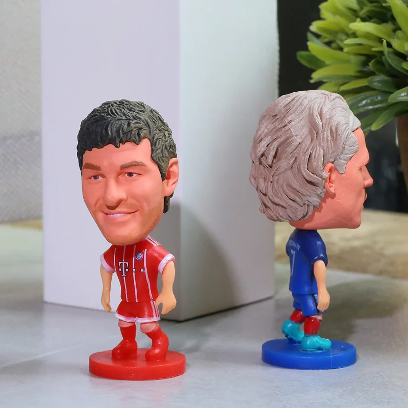 3D big head plastic football figure for sale