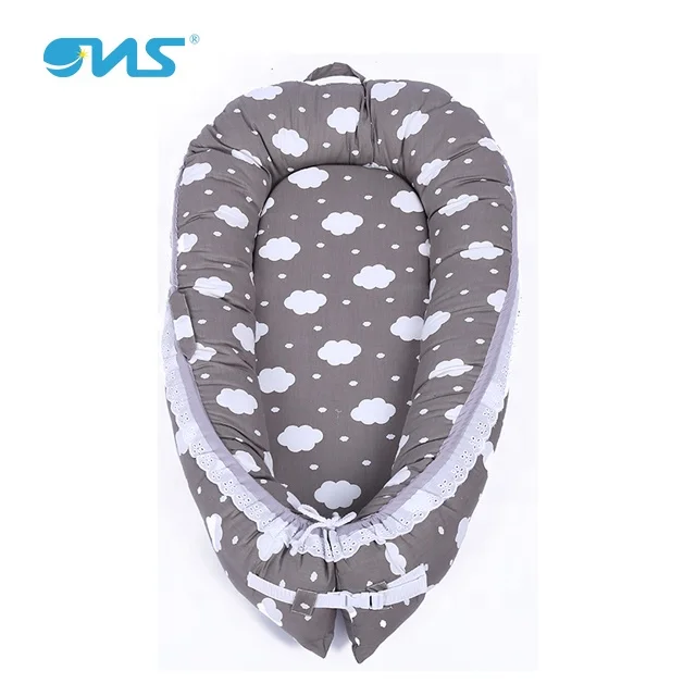 Детское спальное гнездо с кружевной 100%