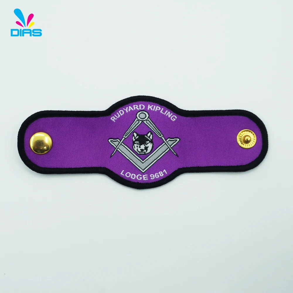 Wholesale cheap custom high quality machine woven woggle scout badge