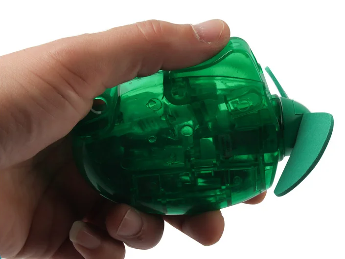 Portable fan Handheld Desk Use Battery plastic mini water spray fan Mist Fan