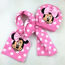 Krasný set čiapka a šále Minnie Mouse