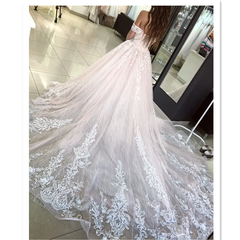 2019 New Arrival off shoulder Wedding dress sweet heart ball gown lace up back beautiful lace bridal gown wedding dresses