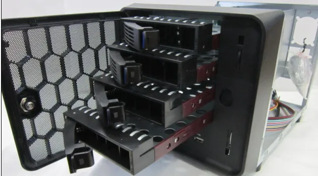 Хранилище данных NAS для домашнего SOHO с 16 Гб RAM и четырехъядерным ЦП J3455