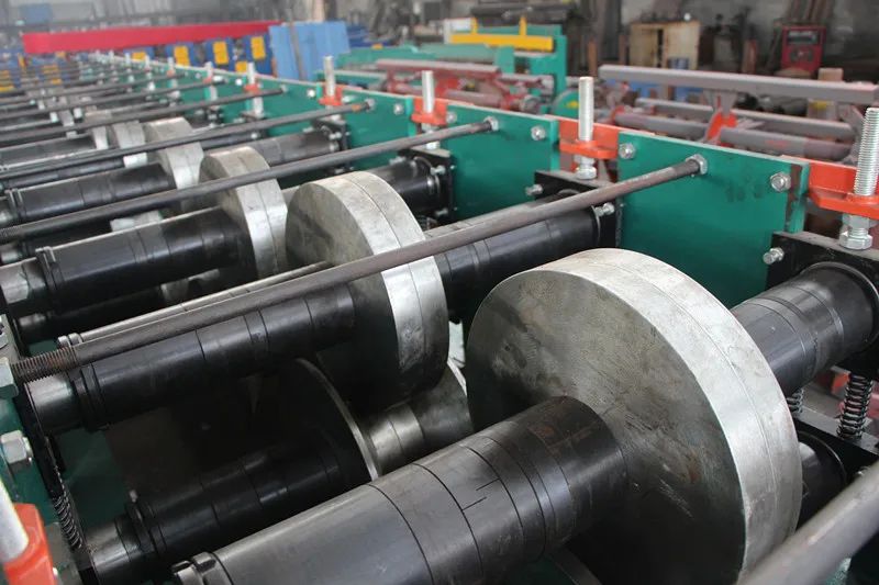 
china hydraulic motor cutter steel frame c z purlin machinery automatic purlin machine 